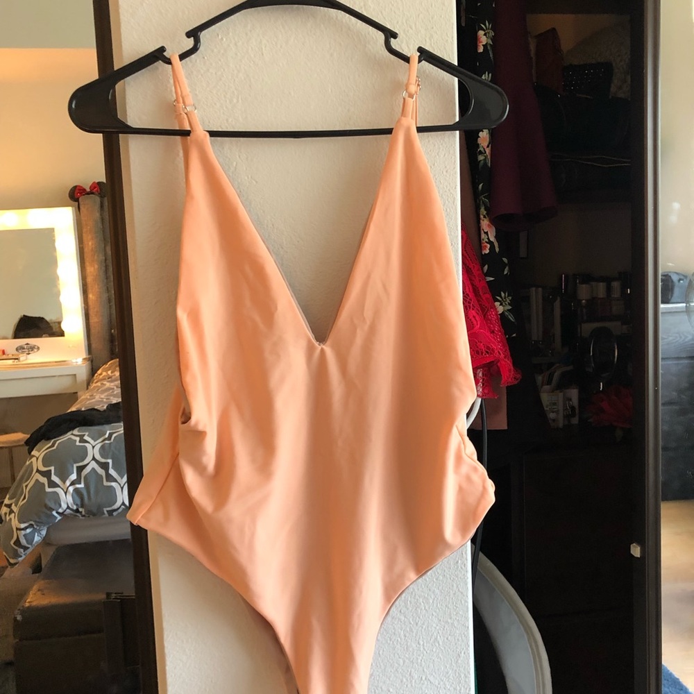 Bathing suit